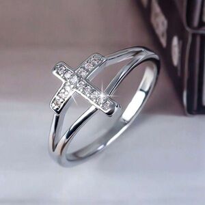 Silver tone Platinum Plated Zirconia Decorated Cross Ring